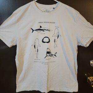 Great White Shark Graphic White T-shirt XL